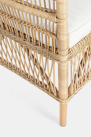 Poltrona "Josefina" per interno, in Rattan naturale con cuscino h 86 cm