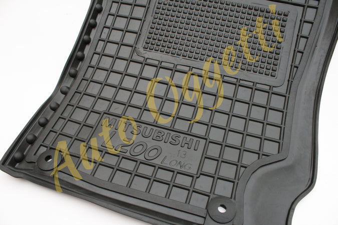 Tappetini di gomma per Mitsubishi L200/Triton (2013+)