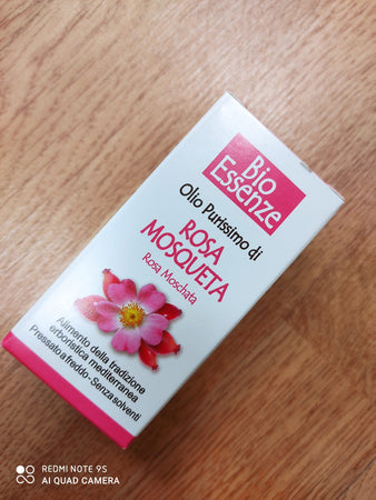 BIO ESSENZE OLIO PURISSIMO DI ROSA MOSQUETA - USO ALIMENTARE E COSMETICO