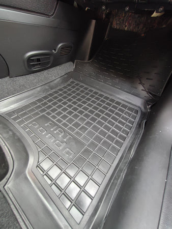 Tappetini di gomma su misura per Fiat Panda (2012+...)