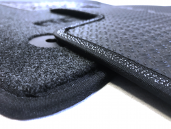 Tappetini in moquette su misura per Skoda Octavia A7 (2013-2020)