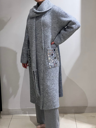 Cappotto Vicolo con sciarpa e pailletes