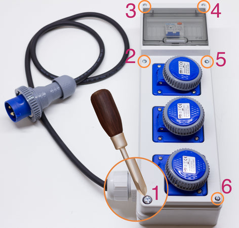 QUADRO ELETTRICO DA CANTIERE ASC 220V MONOFASE CON 3 PRESE IP67 DA 16A + FUNGO DI EMERGENZA - ElettroWatt.eu