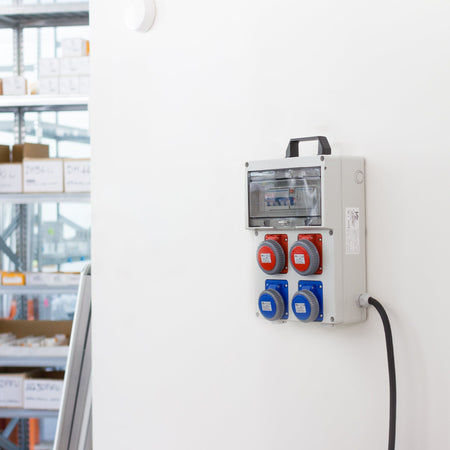 QUADRO ELETTRICO DA CANTIERE ASC 220V MONOFASE CON 3 PRESE IP67 DA 16A + FUNGO DI EMERGENZA - ElettroWatt.eu