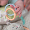 Tappetino da gioco per bambini INGENUITY Sylvi per il tempo a pancia in giù con giocattoli multisensoriali