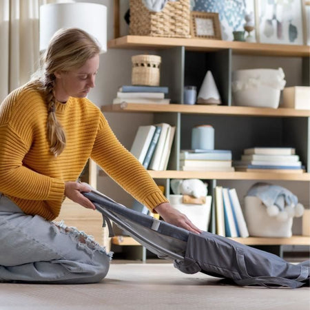 Sedile a dondolo e rimbalzo - INGENUITY - Happy Belly - Musica - Vibrazioni - Arco di attività staccabile - Piccolo bradipo di peluche