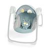 Ity by INGENUITY Sun Valley Canopy Altalena portatile - Cappottina, 2 giocattoli, sedile reclinabile in 2 posizioni - Unisex - 0-9 mesi - Grigio