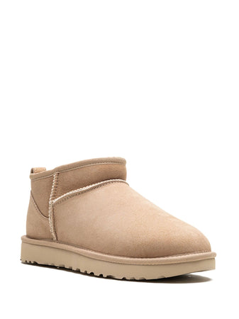 Ugg Stivali Classic Ultra Mini da donna