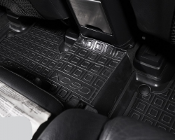 Set Tappetini Di Gomma Su Misura Per Volvo XC90 (2003-2014)
