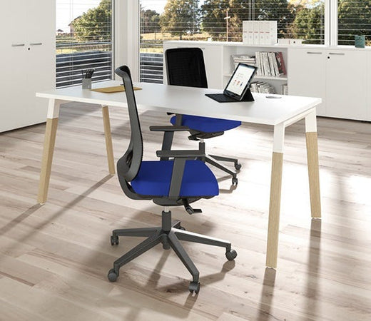 Scrivania operativa con 4 gambe in legno massello e metallo cm. 120/140/160/180x80x72,5h