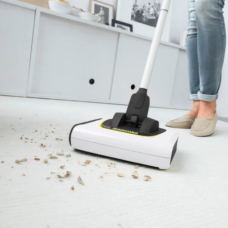 NUOVA KARCHER KB 5 - Scopa elettrica senza filo - Autonomia batteria 30 min su pavimenti duri (20 min su moquette) - Compatta e leggera 1,2 Kg