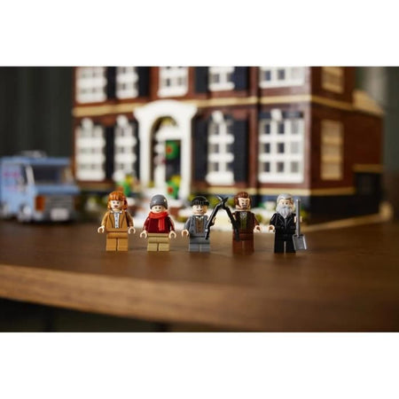 LEGO 21330 Ideas Mamma, ho perso l'aereo! Set per adulti, Model House Kevin McCallister da costruire con 5 personaggi