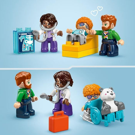 LEGO DUPLO My Town 10449 Prima visita dal dottore - Giocattolo per la motricità fine per bambini di 2 anni