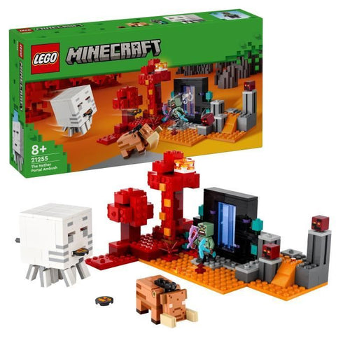 LEGO 21255 Minecraft Agguato al Portale del Nether, Giocattolo con Scene di Battaglia e Minifigure, Figura di Hoglin