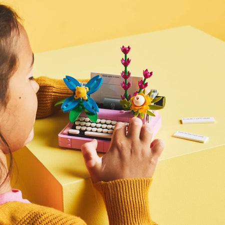 LEGO Creator 31169 3-in-1 Flower Typewriter - Gioco per bambine dagli 8 anni in su