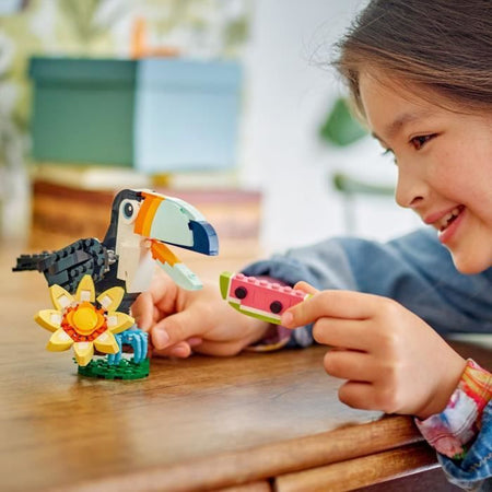 LEGO Creator 3-in-1 31173 Tucano tropicale - Gioco per bambini dai 7 anni in su