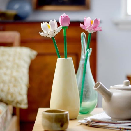 LEGO 40647 Creator Fiori di loto, kit di costruzione per ragazze e ragazzi dagli 8 anni, con 3 fiori artificiali