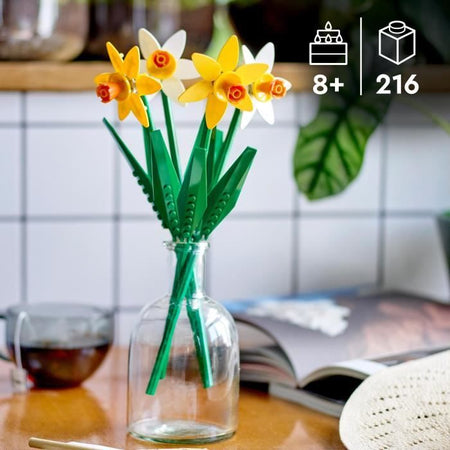 LEGO Creator Daffodils, kit per la costruzione di fiori artificiali, 40747, regalo per ragazze e bambini