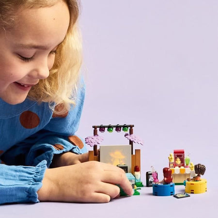 LEGO Friends 42642 Serata al cinema con le amiche - Set di costruzioni per bambine dai 6 anni in su