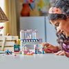 LEGO Friends 42662 Set da costruzione per parrucchiere e negozio di accessori
