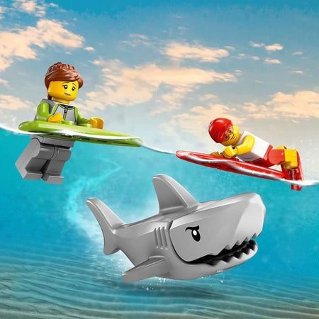 LEGO City 60453 Veicolo di salvataggio sulla spiaggia - Giocattolo per bambini di 6 anni con squalo