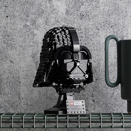 Elmo di Darth Vader  LEGO Star Wars  75304, set di costruzioni per adulti, modello da collezione, idea regalo