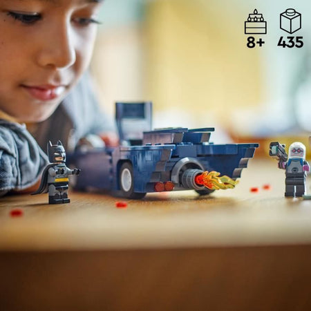 LEGO Super Heroes DC 76274 Batman con la Batmobile contro Harley Quinn e Mr. Freeze