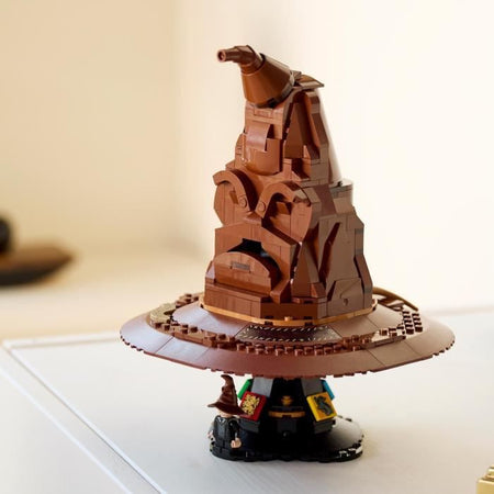 LEGO Harry Potter 76429 Il Cappello Parlante che Parla, Idea Regalo, Tema Hogwarts