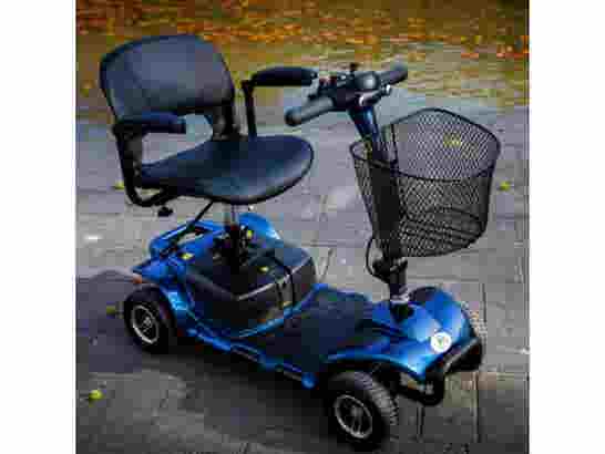 Libercar Smart, monopattino elettrico a 4 ruote per persone con disabilità e mobilità ridotta