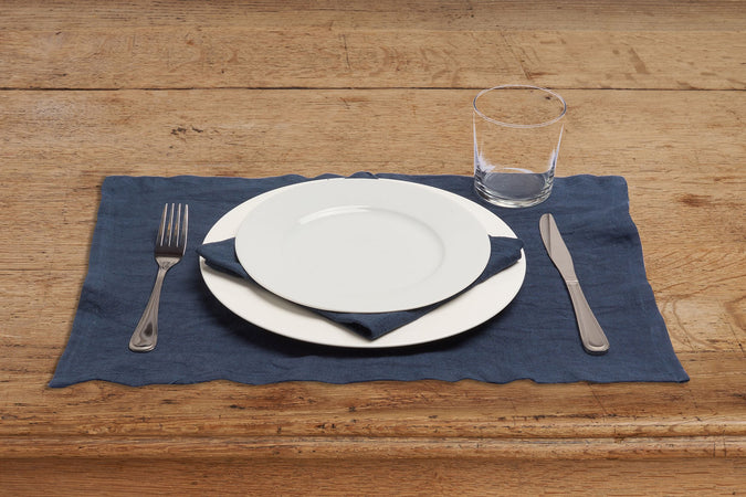 Set di 2 tovagliette americane coppia tovagliette 35 X 50 CM in 100% puro lino lavato delavè stone washed morbido resistente elegante made in italy BLU NOTTE - Vanita di raso
