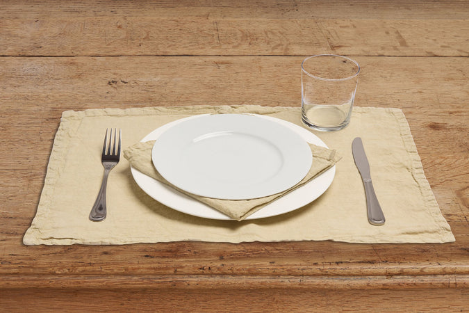Set di 2 tovagliette americane coppia tovagliette 35 X 50 CM in 100% puro lino lavato delavè stone washed morbido resistente elegante made in italy  SABBIA - Vanita di raso