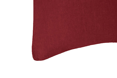 Federa con elegante iniziale ricamatain puro lino stonewashed Bordeaux