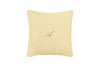 Cuscino Arredo con elegante iniziale ricamatain puro lino stone washed Giallo