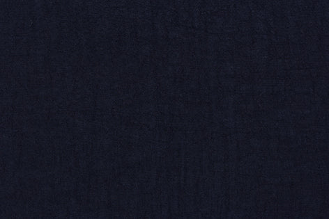 Cuscino Arredo con elegante iniziale ricamatain puro lino stonewashed Blu Notte