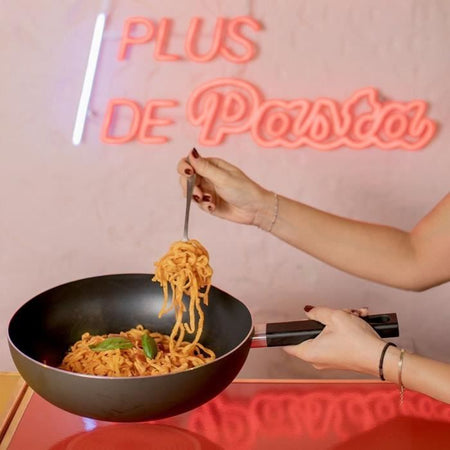 Premier Chef - Wok 32 cm - LIVOO - MEP156N - Antiaderente senza PFOA né PFOS - Manico in silicone - Tutti i piani cottura, inclusa l'induzione
