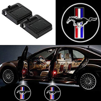KIT LUCI LED LOGO FORD MUSTANG PROIETTORE A BATTERIA CON SENSORE MAGNETE universale