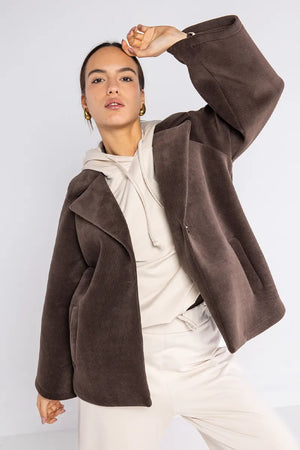 LOKITA | Cappotto corto con rever effetto ciniglia