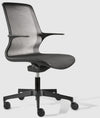 Poltroncina ergonomica con schienale e sedile in rete nera, su ruote, con braccioli