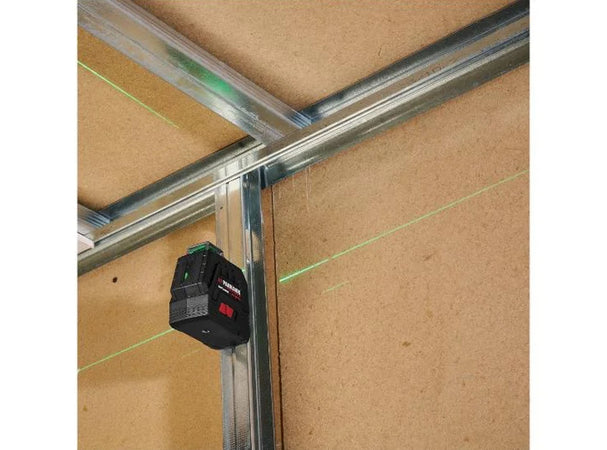 Livella Laser a Croce PARKSIDE PERFORMANCE Ricaricabile con Treppiede 4V - Prodotto esposto in negozio