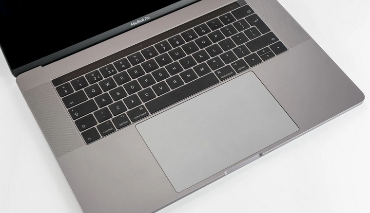 APPLE MACBOOK PRO 15" 2017 i7 / 16GB / 256GB - Space Grey
