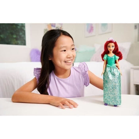 Principesse Disney - Bambola Ariel con vestiti e accessori - Figura - MATTEL - HLW10
