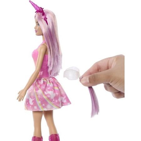 Bambole Barbie Unicorno con capelli fantasia e abiti sfumati HRR13