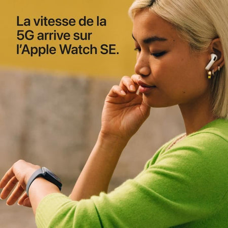 Apple Watch SE 3 GPS + Cellular - 44 mm - Cassa in alluminio Midnight - Cinturino Sport Midnight - S/M