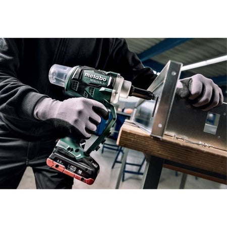 Rivettatrice a batteria - METABO - NP 18 LTX BL 5.0 - 18 V - MetaBOX 145 L