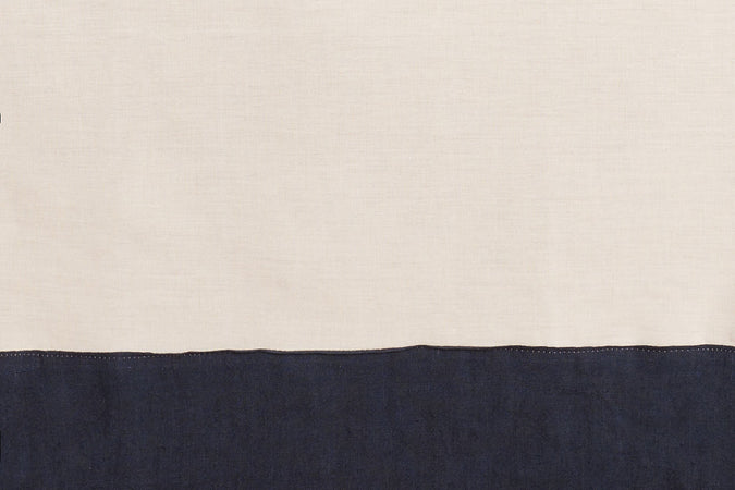 Tovaglia in misto lino con elegante bordo applicato made in italy NATURALE/BLU NOTTE