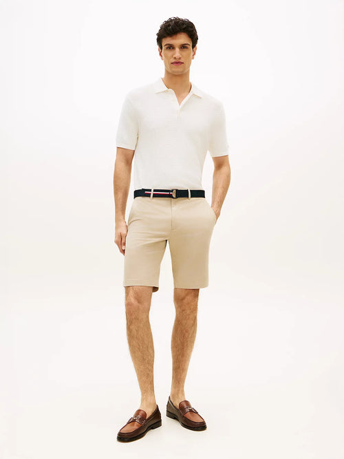 Bermuda uomo Tommy Hilfiger chino Denton beige con cintura interno gamba 24 cm MW0MW42349RBT