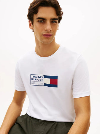T-shirt uomo Tommy Hilfiger bianca con logo NYC – Cotone regular fit MW0MW42366YBR