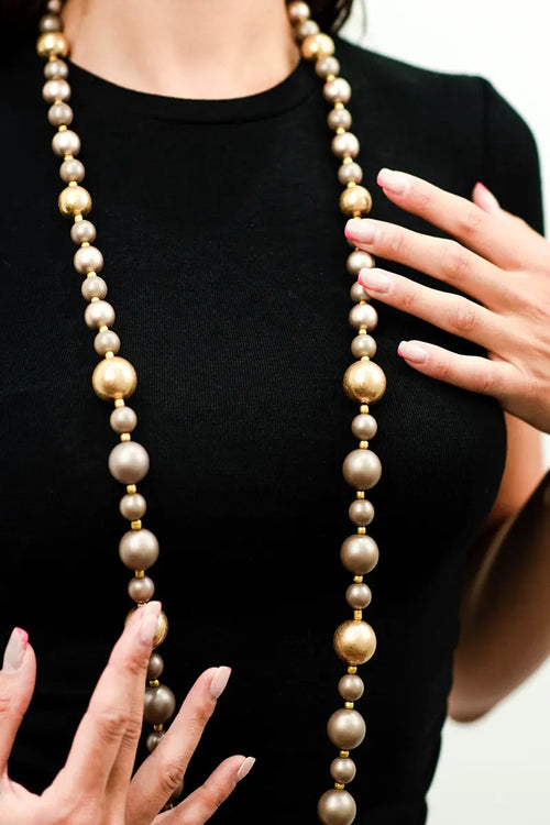 MYA ACCESSORIES | Collana lunga balls in acrilico