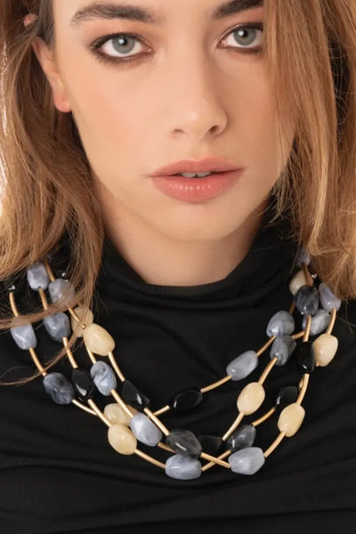 MYA ACCESSORIES | Collana girocollo multifilo con pietre