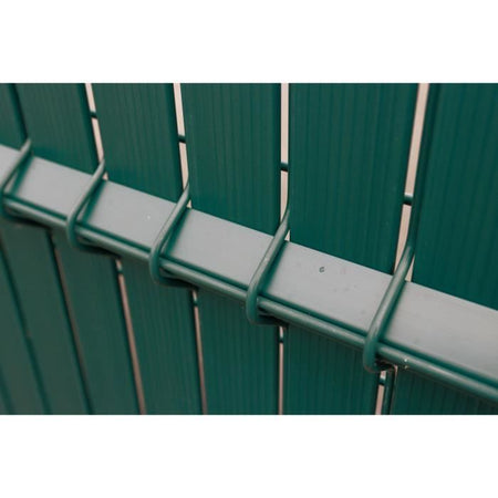 Kit lamelle frangivista - VERDE - Per pannello di recinzione rigido - Privacy 4/5 - 1.225 x 2.50 m - Verde